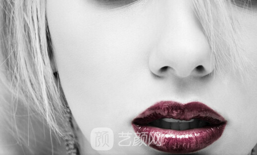 隆鼻果出來了朋友們都說好，大家如何看呢？